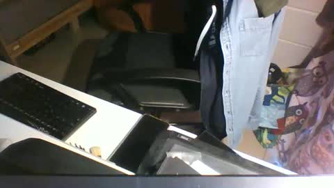 Snapshot of ofmtfs10 chatting on February 6, 2:58 pm ofmtfs10 online show from February 6, 2:58 pm