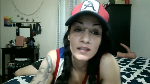 Snapshot of oglitcouple chatting on January 2, 9:39 pm Lit en Cama online show from January 2, 9:39 pm