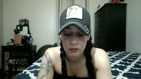 Lit en Cama online show from December 14, 7:25 am