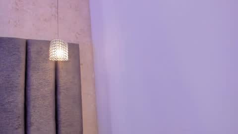 Holly online show from March 7, 1:53 am