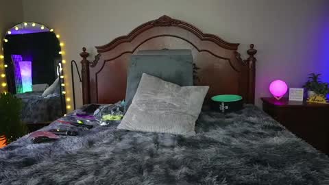 Gray online show from January 3, 1:14 pm