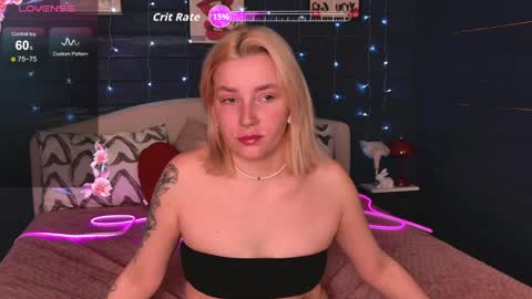 oh_my_julia online show from April 2, 11:24 pm