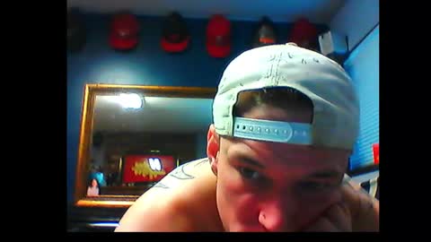 Snapshot of oh_you_know69 chatting on December 4, 6:39 pm who dares toss me some tips lets have fun online show from December 4, 6:39 pm