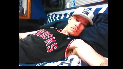 Snapshot of oh_you_know69 chatting on December 14, 5:07 am who dares toss me some tips lets have fun online show from December 14, 5:07 am