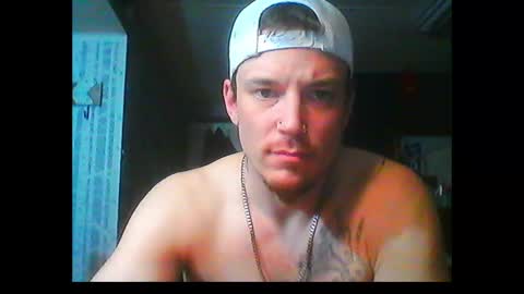 Snapshot of oh_you_know69 chatting on January 28, 11:17 am who dares toss me some tips lets have fun online show from January 28, 11:17 am