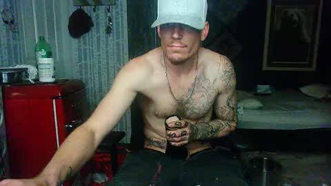 Snapshot of oh_you_know69 chatting on October 27, 10:52 am who dares toss me some tips lets have fun online show from October 27, 10:52 am