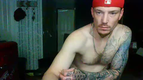 Snapshot of oh_you_know69 chatting on November 29, 12:08 pm who dares toss me some tips lets have fun online show from November 29, 12:08 pm