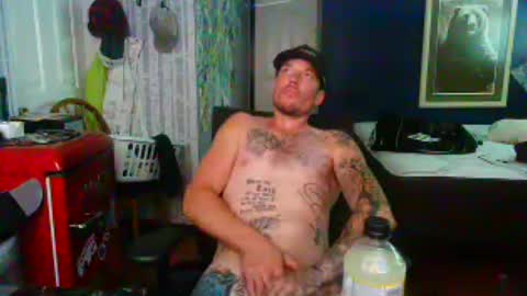 who dares  toss me some  tips lets have fun online show from August 6, 9:17 pm