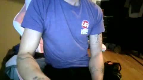 Snapshot of ohdoyle93 chatting on May 16, 5:15 am ohdoyle93 online show from May 16, 5:15 am