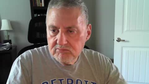 Snapshot of ohfukitsbob chatting on July 9, 4:11 pm ohfukitsbob online show from July 9, 4:11 pm