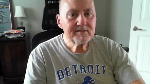Snapshot of ohfukitsbob chatting on July 20, 5:37 pm ohfukitsbob online show from July 20, 5:37 pm