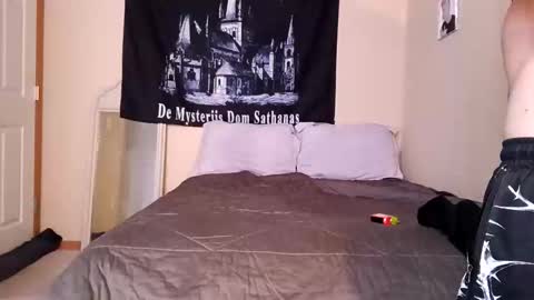 ohjaybones online show from October 12, 3:00 pm