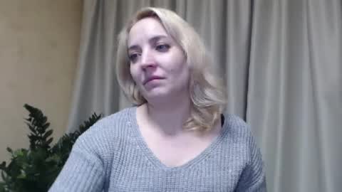 Mari online show from February 20, 2:13 pm