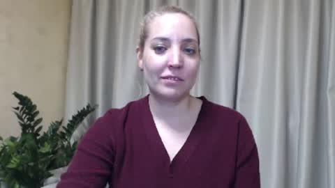 Mari online show from March 4, 8:27 pm