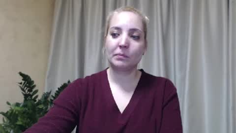 Mari online show from March 11, 5:24 pm