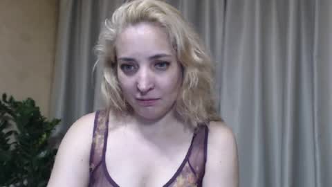 Mari online show from June 9, 3:56 pm