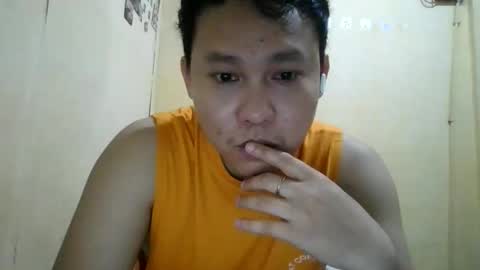 Snapshot of ohyeah006 chatting on November 16, 2:33 pm ohyeah006 online show from November 16, 2:33 pm