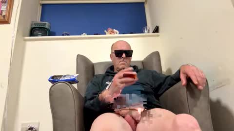 oiljames167 online show from September 14, 7:35 pm