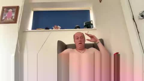 oiljames167 online show from October 19, 8:37 am