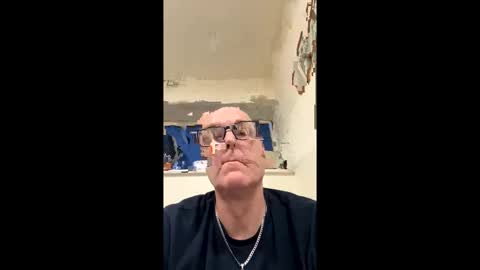 oiljames167 online show from March 14, 2:06 am