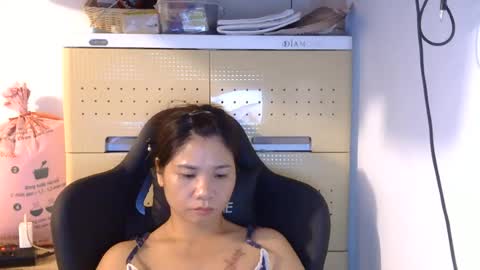oinjer09 online show from June 16, 2:14 am