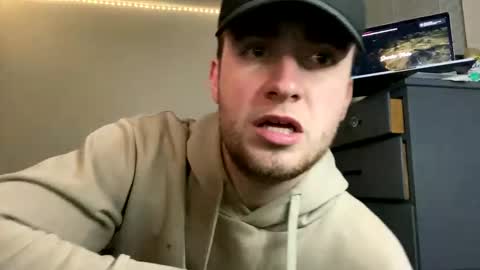 W online show from February 25, 11:58 pm