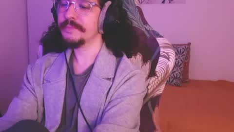 okako online show from April 29, 9:32 pm