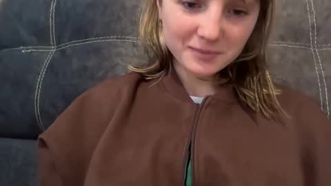 Oktavia7777 online show from March 4, 7:25 am