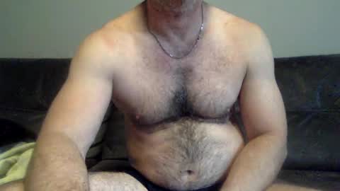 Snapshot of oktobus74 chatting on June 17, 3:57 pm oktobus74 online show from June 17, 3:57 pm