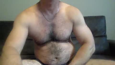 Snapshot of oktobus74 chatting on July 13, 2:42 pm oktobus74 online show from July 13, 2:42 pm
