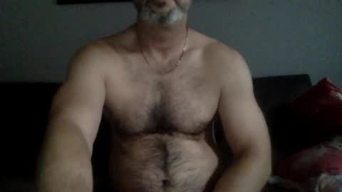 Snapshot of oktobus74 chatting on July 20, 5:11 am oktobus74 online show from July 20, 5:11 am
