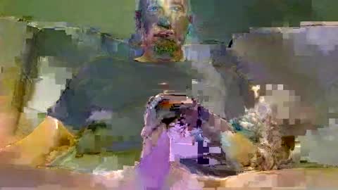 Snapshot of olavdelux chatting on November 18, 7:18 pm olavdelux online show from November 18, 7:18 pm