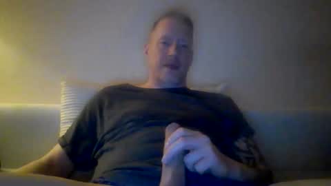 olavdelux online show from April 9, 11:21 pm
