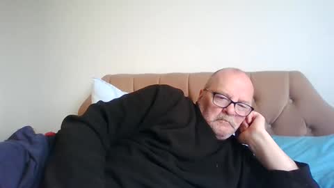 old_fkr online show from December 16, 12:49 pm