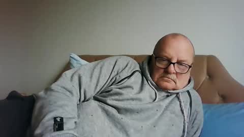 old_fkr online show from January 26, 12:54 pm