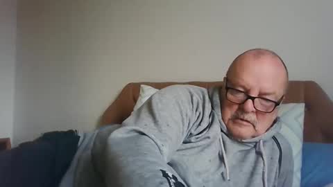 old_fkrr_ online show from March 4, 11:05 am