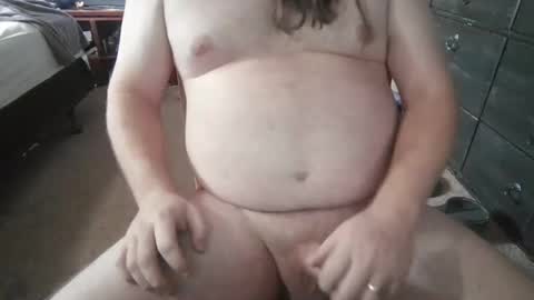 Snapshot of oldballs402 chatting on December 18, 6:58 pm Oldballs402 online show from December 18, 6:58 pm