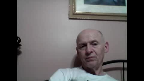 Snapshot of oldbuthorny62 chatting on January 26, 4:51 am oldbuthorny62 online show from January 26, 4:51 am