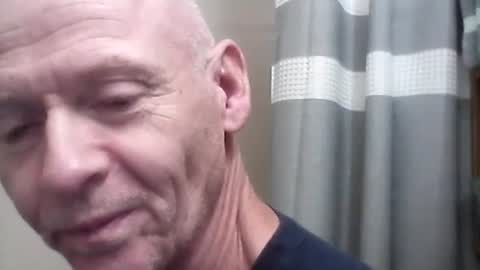 Snapshot of oldbuthorny62 chatting on October 19, 5:35 pm oldbuthorny62 online show from October 19, 5:35 pm