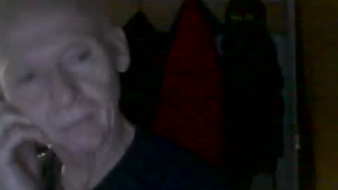 Snapshot of oldbuthorny62 chatting on October 20, 5:41 am oldbuthorny62 online show from October 20, 5:41 am