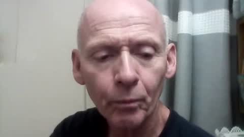 Snapshot of oldbuthorny62 chatting on October 22, 2:45 am oldbuthorny62 online show from October 22, 2:45 am