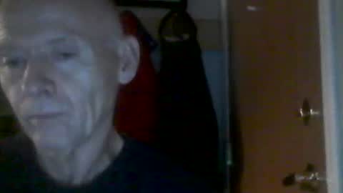 Snapshot of oldbuthorny62 chatting on November 1, 4:36 am oldbuthorny62 online show from November 1, 4:36 am