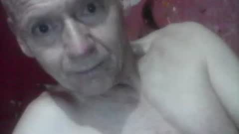 Snapshot of oldbuthorny62 chatting on November 10, 4:44 am oldbuthorny62 online show from November 10, 4:44 am