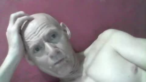 Snapshot of oldbuthorny62 chatting on January 15, 3:00 am oldbuthorny62 online show from January 15, 3:00 am