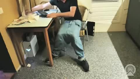 oldersagger online show from November 15, 9:54 pm