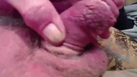 Snapshot of oldfucker9 chatting on December 23, 2:09 am oldfucker9 online show from December 23, 2:09 am