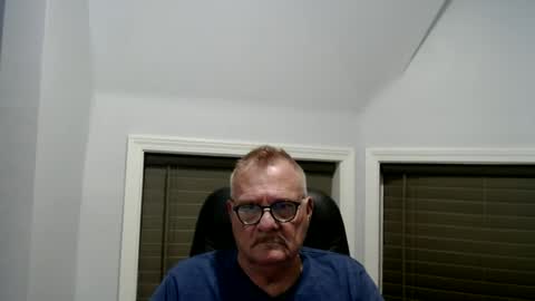 Snapshot of oldguybigd chatting on June 20, 3:53 am oldguybigd online show from June 20, 3:53 am