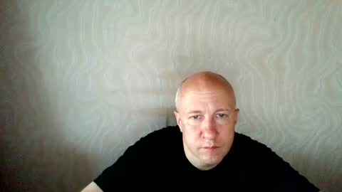 Snapshot of oleg365 chatting on June 12, 5:06 am figaro online show from June 12, 5:06 am