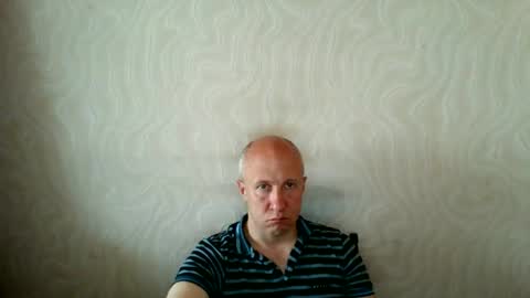 Snapshot of oleg365 chatting on June 17, 7:33 am figaro online show from June 17, 7:33 am