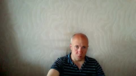 Snapshot of oleg365 chatting on June 18, 5:30 am figaro online show from June 18, 5:30 am